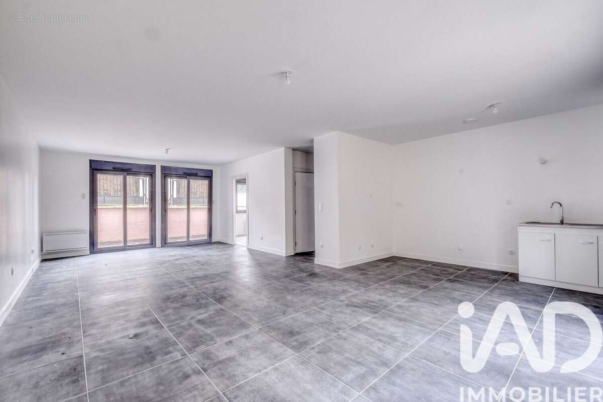 Photo 3 - Maison à VILLENEUVE-SUR-BELLOT