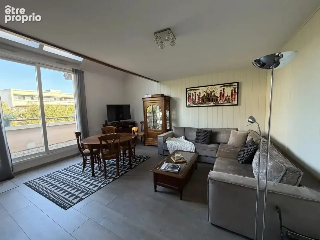 Exclusif auxerre centre-ville appartement f2 bis en duplex balcon cave parking - photo 1