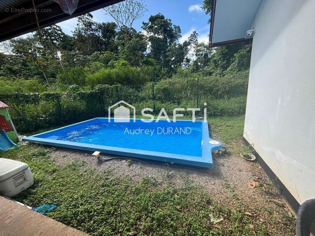 Photo 2 - Maison à REMIRE-MONTJOLY