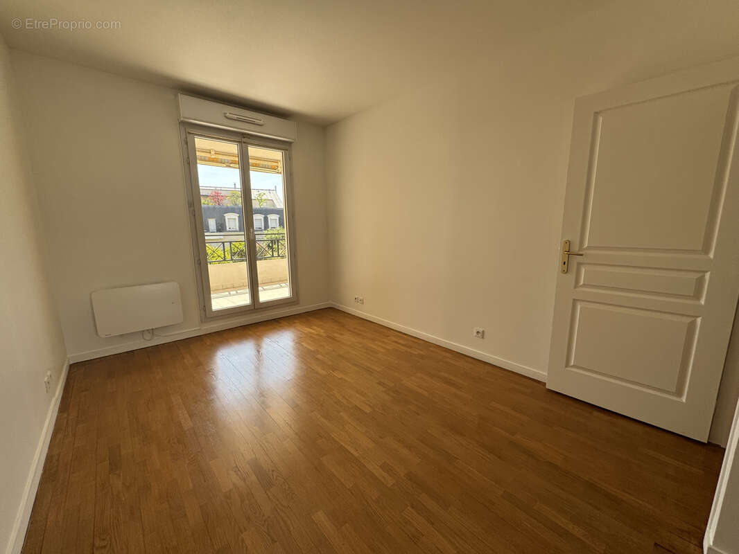 Appartement à LE PERREUX-SUR-MARNE