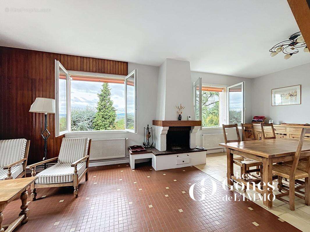 Maison à FRANCHEVILLE