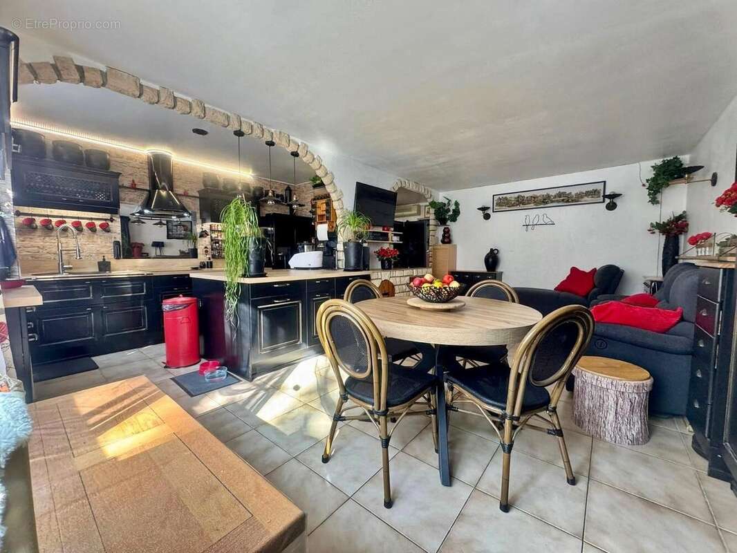   - Appartement à NICE