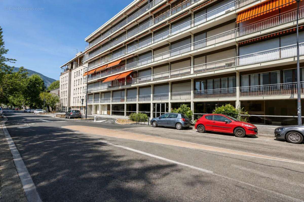 Appartement de 5 pièces de 112 m² à Grenoble - photo 16