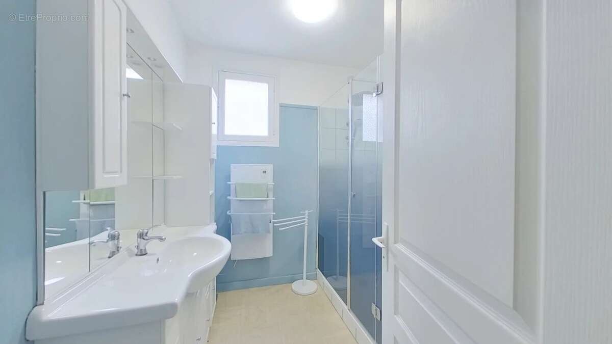 Duplex rénové avec terrain. Proche lac et cascades - photo 5