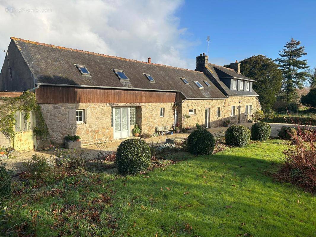 Maison à PLOUARET