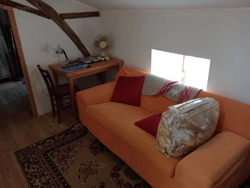 Maison indépendante avec un potentiel énorme - photo 6