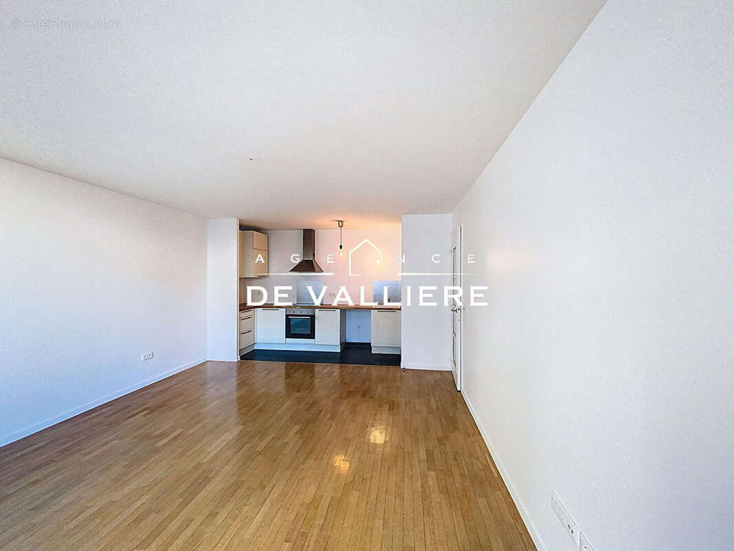 Appartement à SURESNES