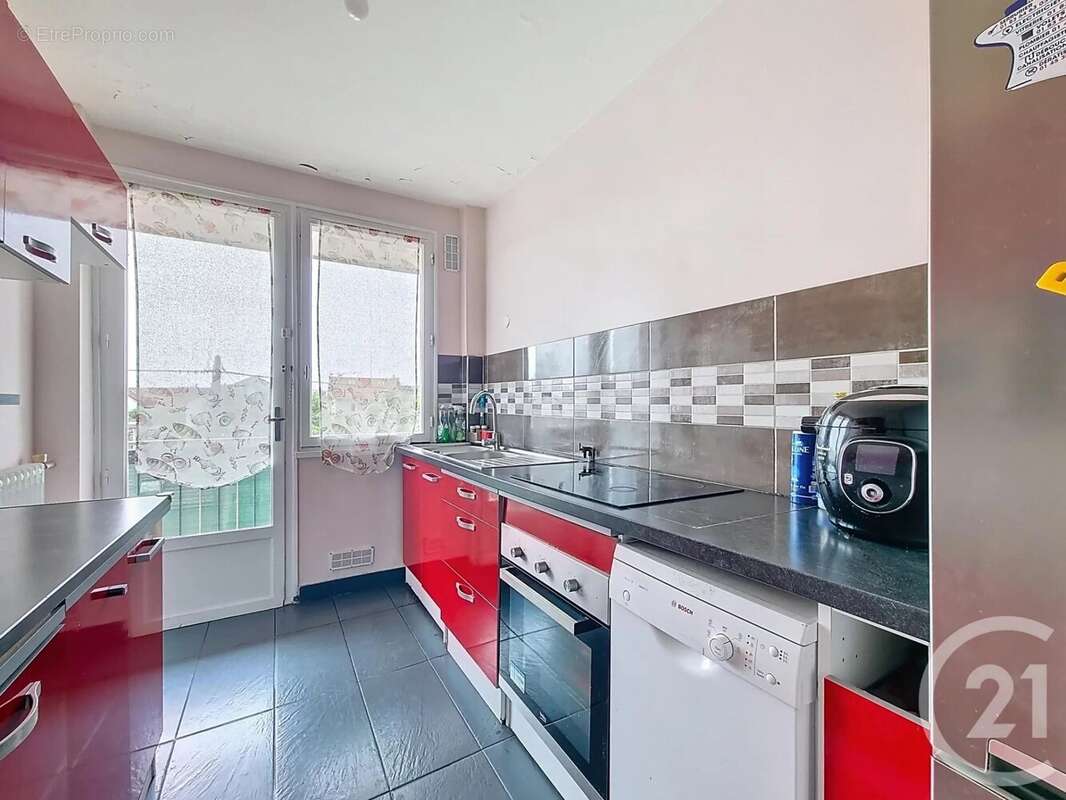 Appartement à COLOMBES