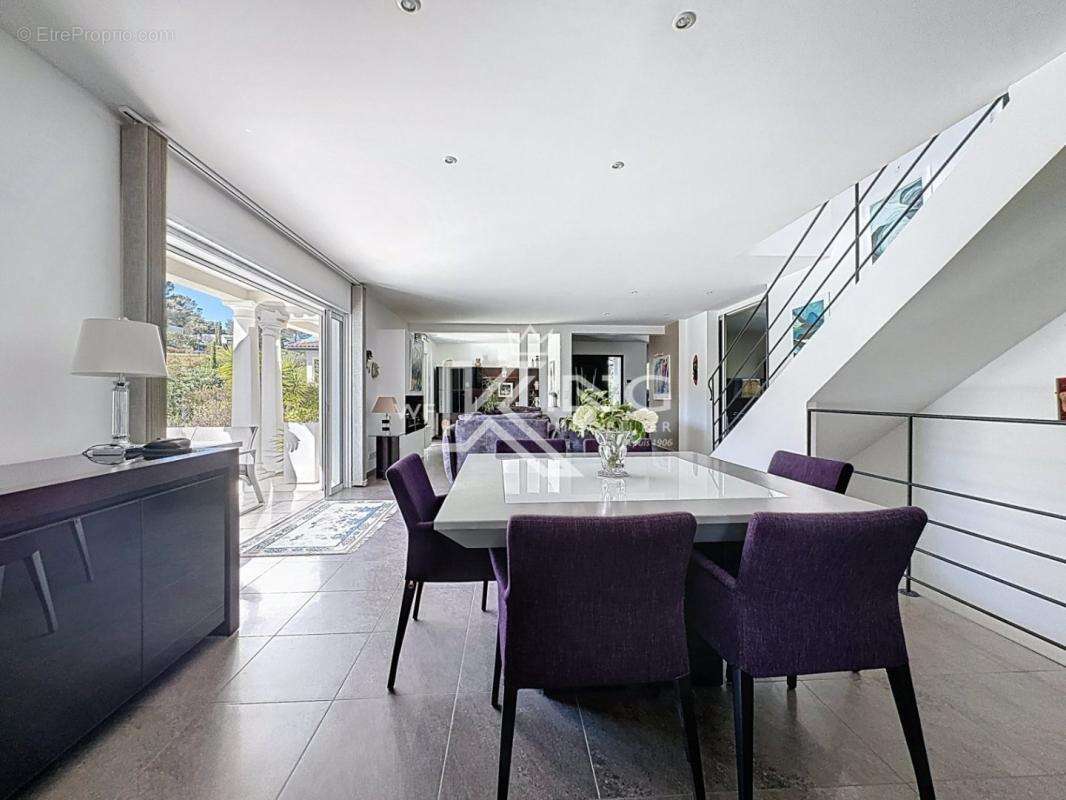 Maison à SAINT-RAPHAEL