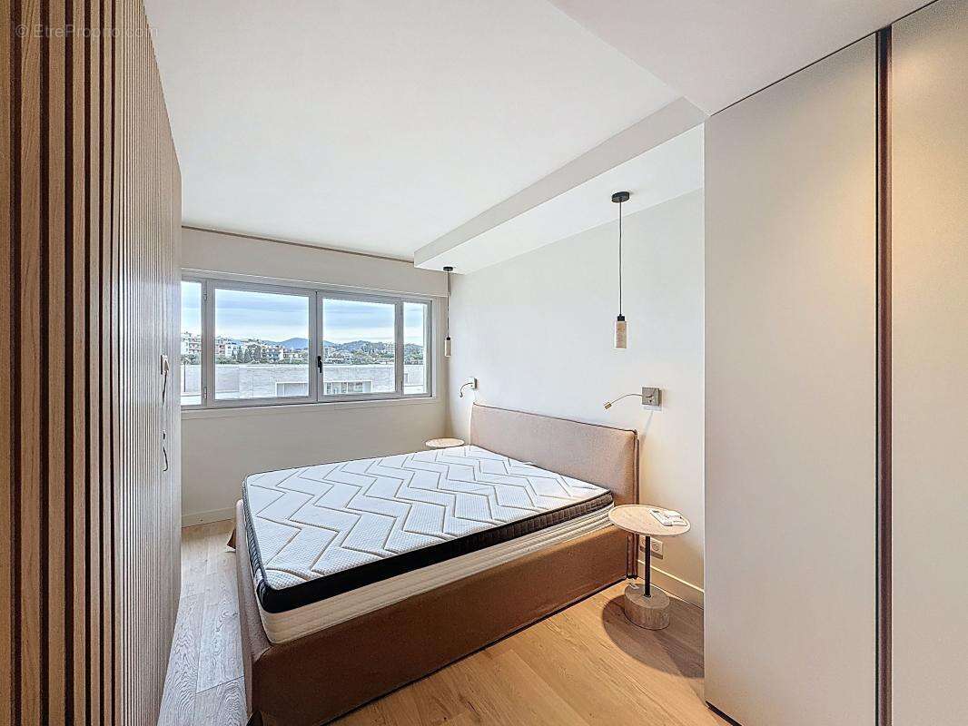 Cannes appartement 3p vue mer dernier etage-piscine - photo 9
