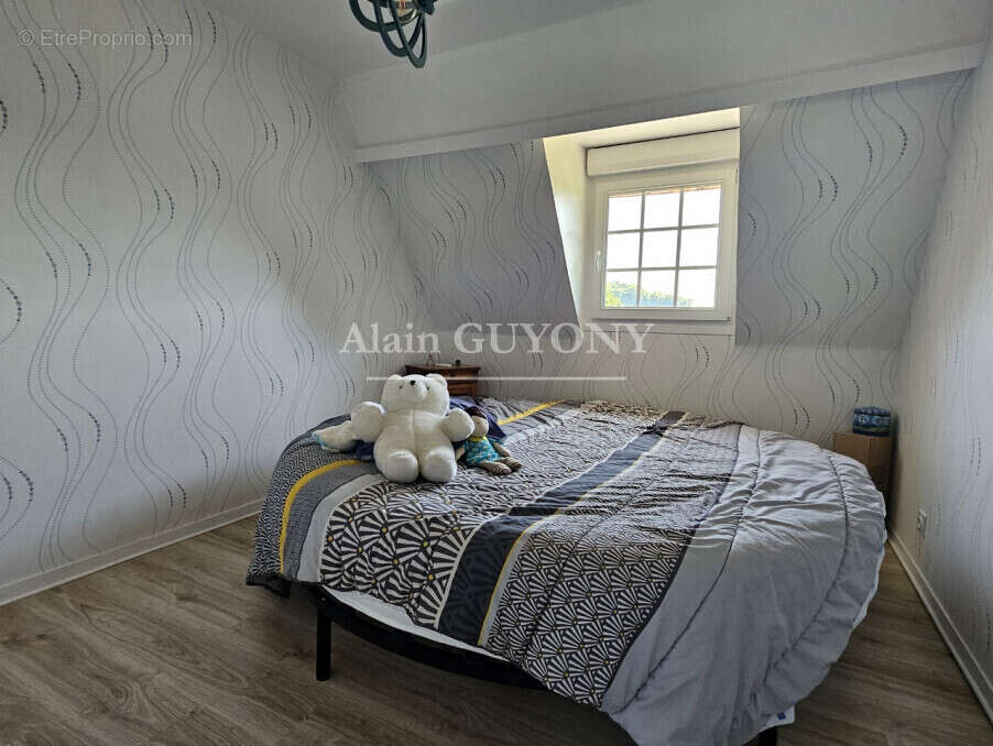 Maison à PONT-L&#039;EVEQUE