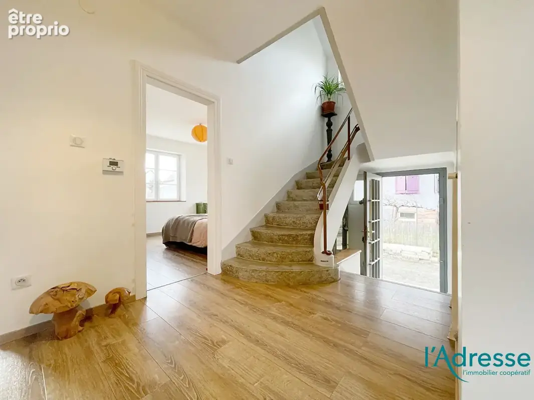Maison 6 pièces avec jardin - photo 6