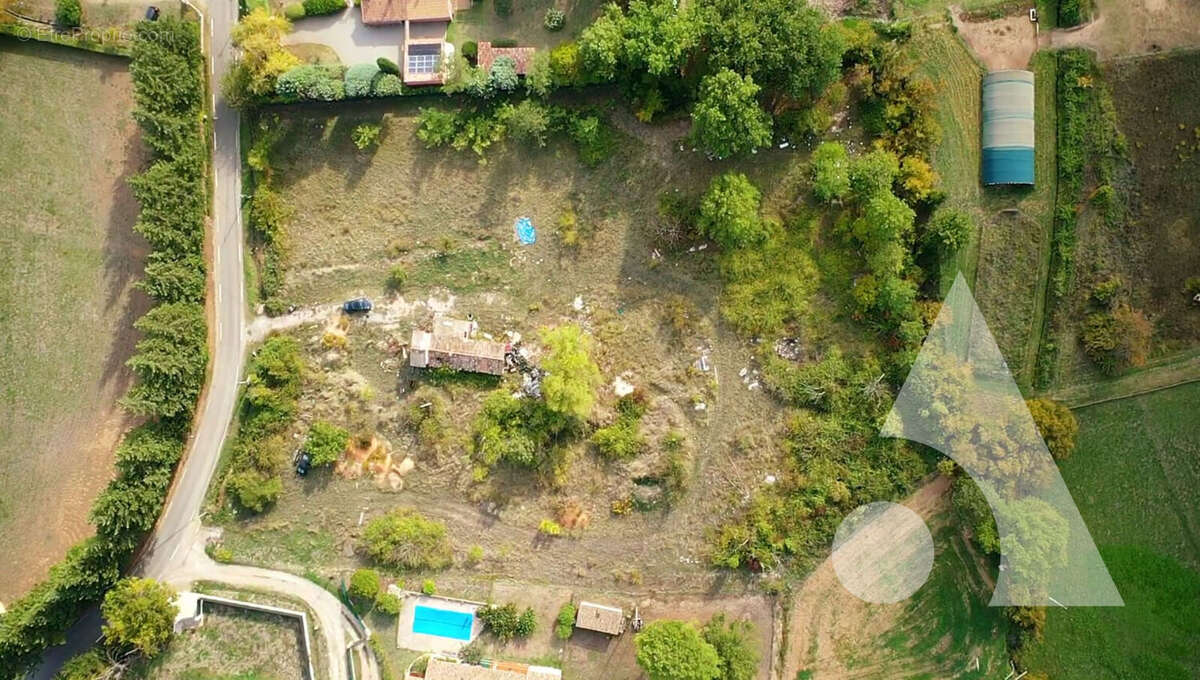 Terrain à VILLECROZE