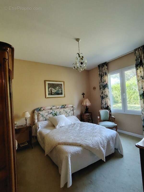 A vendre, Villa d'architecte dans un havre de paix situé à Migné Auxances - photo 9