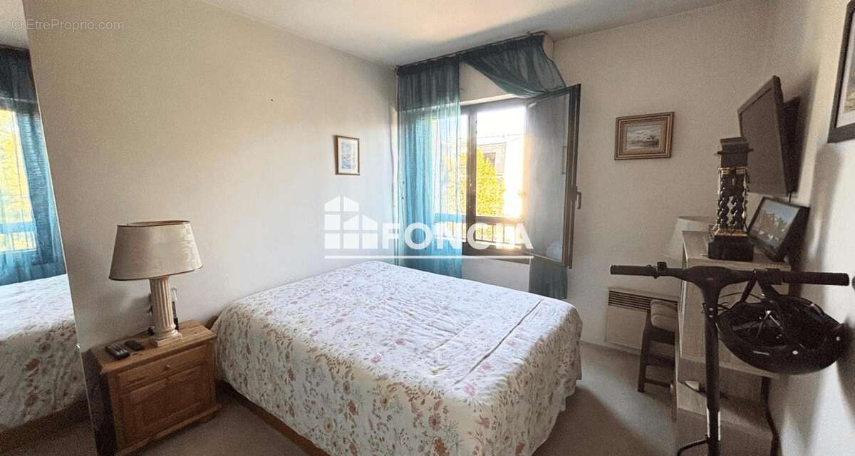 Appartement à BOURG-LA-REINE