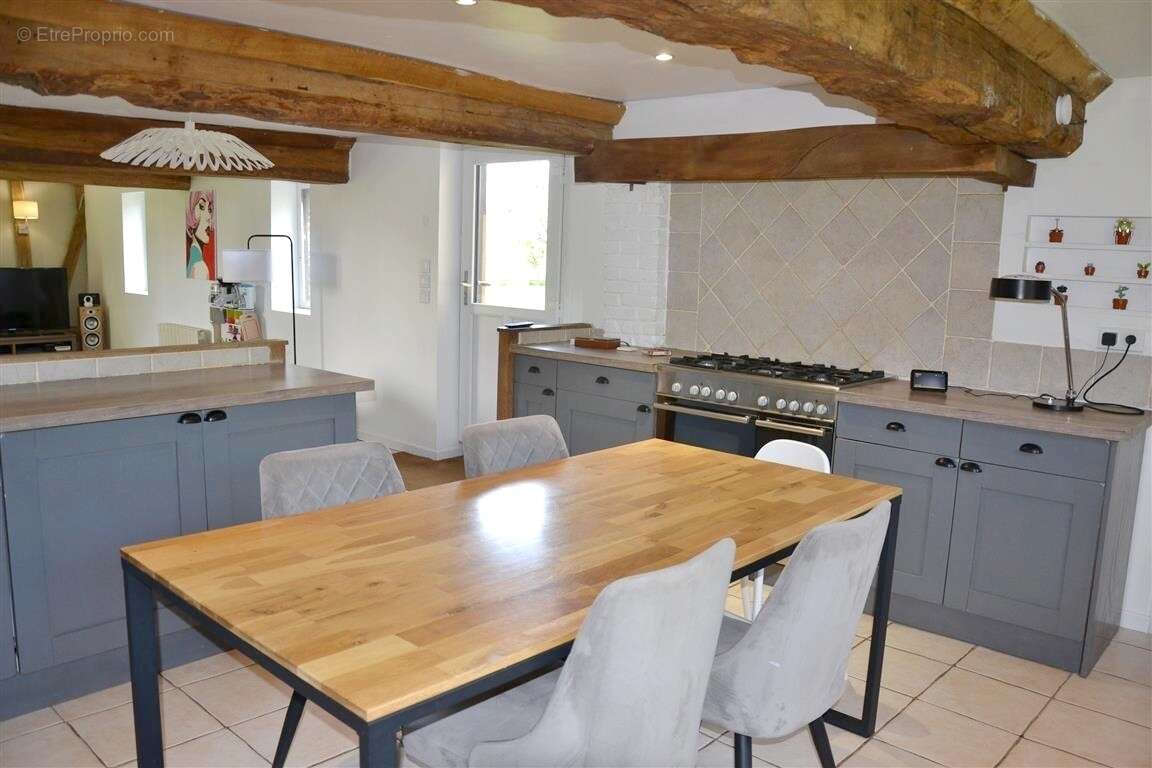 Maison à COURMENIL