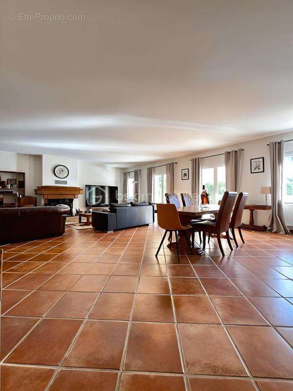 Maison à DRAGUIGNAN