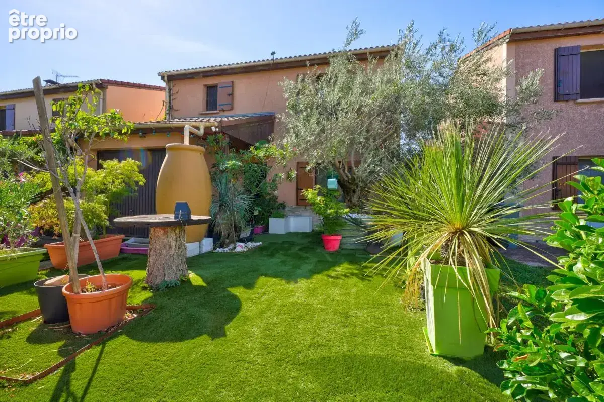Maison de 4 pièces de 85 m² à Vaulx-en-Velin - photo 11