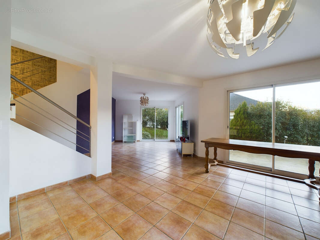 Maison à VIVIERS-DU-LAC