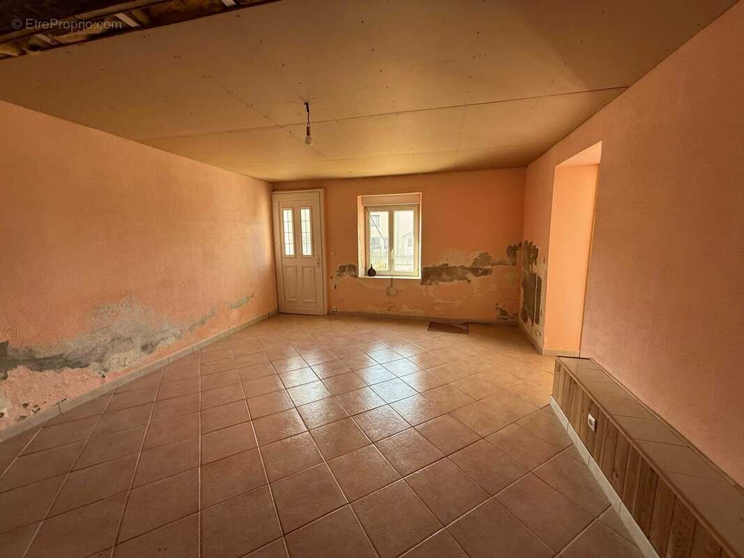 Maison à rénover dans un petit village de Haute-Saône - photo 4