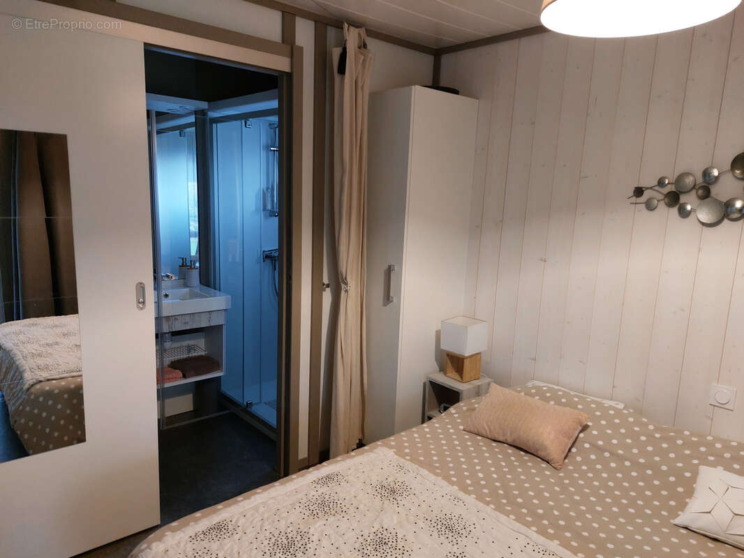 Maison à LA CHAPELLE-HERMIER