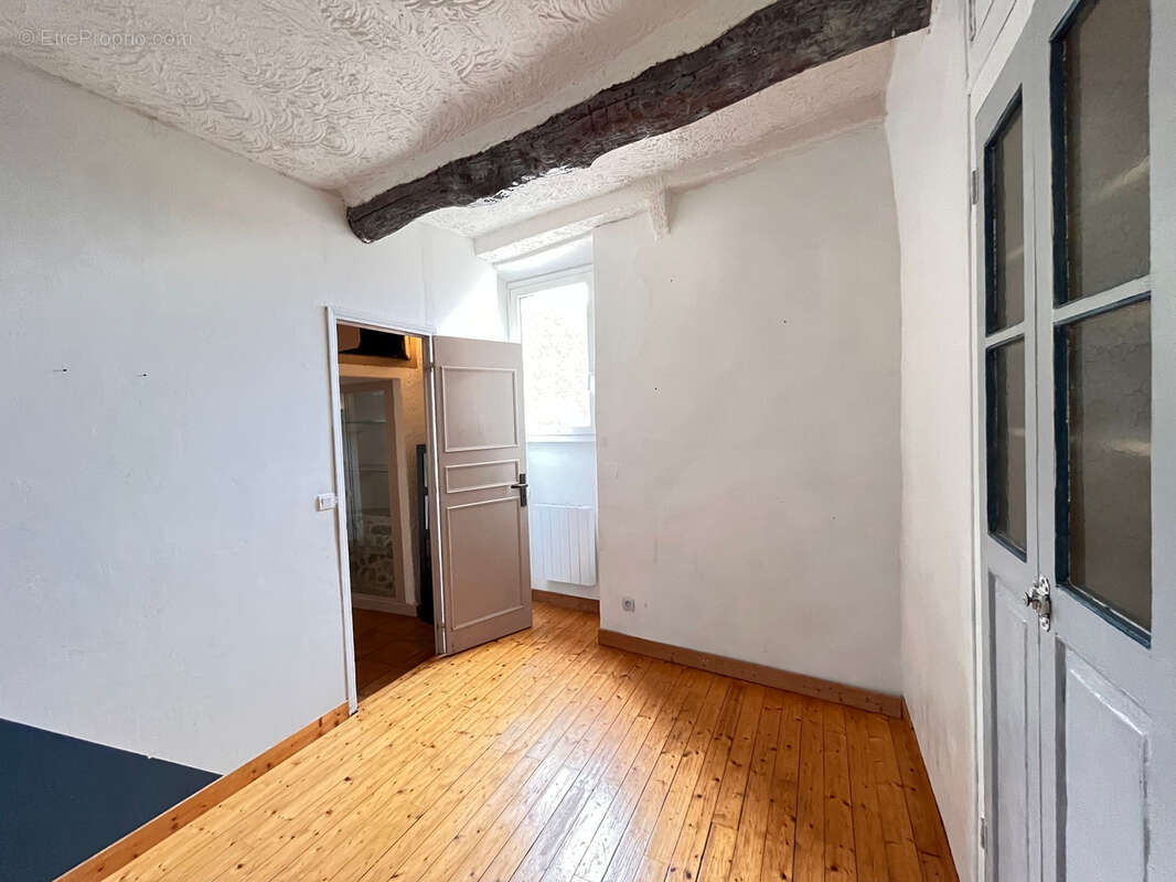 Appartement à TOUET-DE-L'ESCARENE