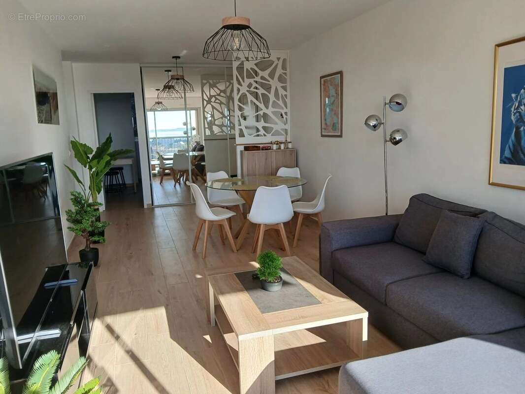 Appartement à CAGNES-SUR-MER