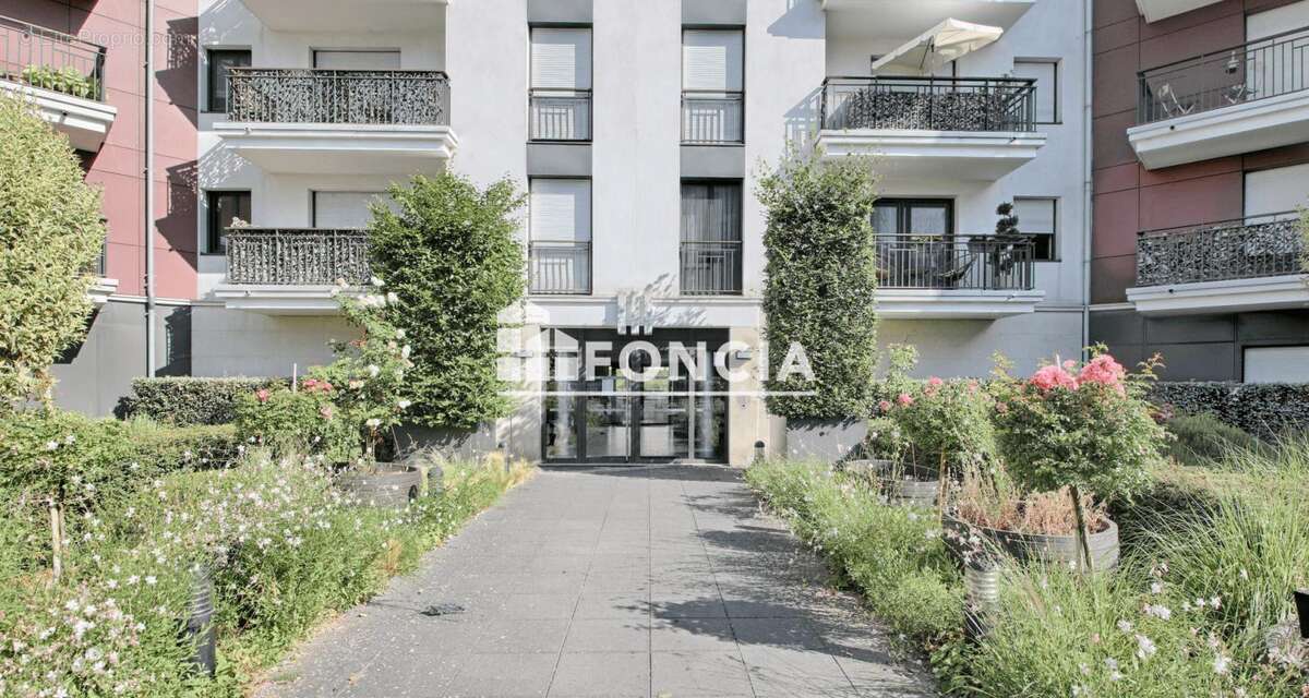 Appartement récent avec grand terrasse privative - photo 2