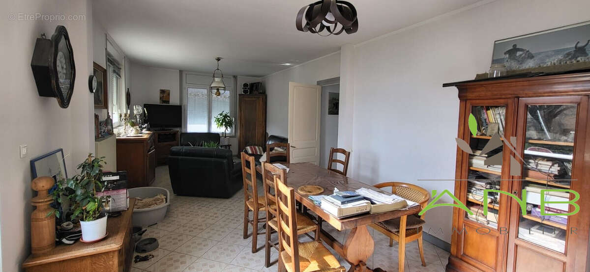 Maison à BOURCEFRANC-LE-CHAPUS