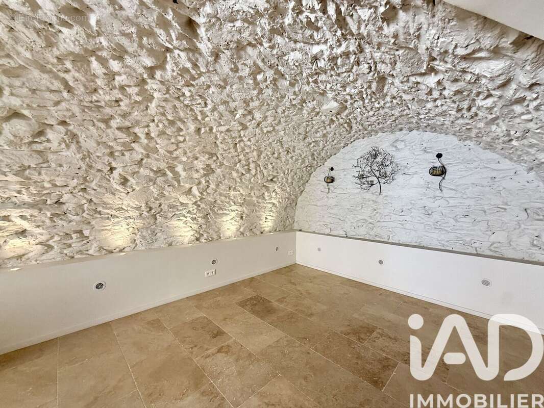 Photo 8 - Maison à LA GARDE-FREINET