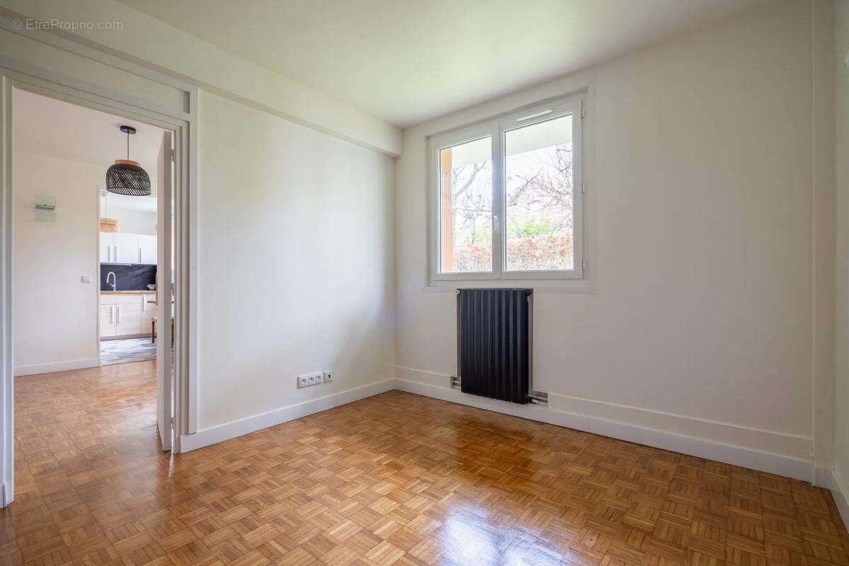 Appartement à LE RAINCY