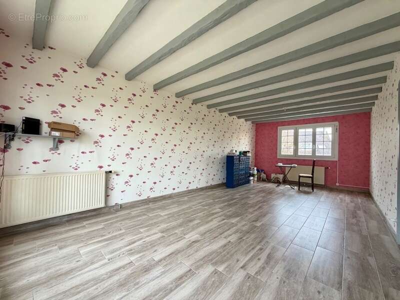 Maison à BEVILLE-LE-COMTE