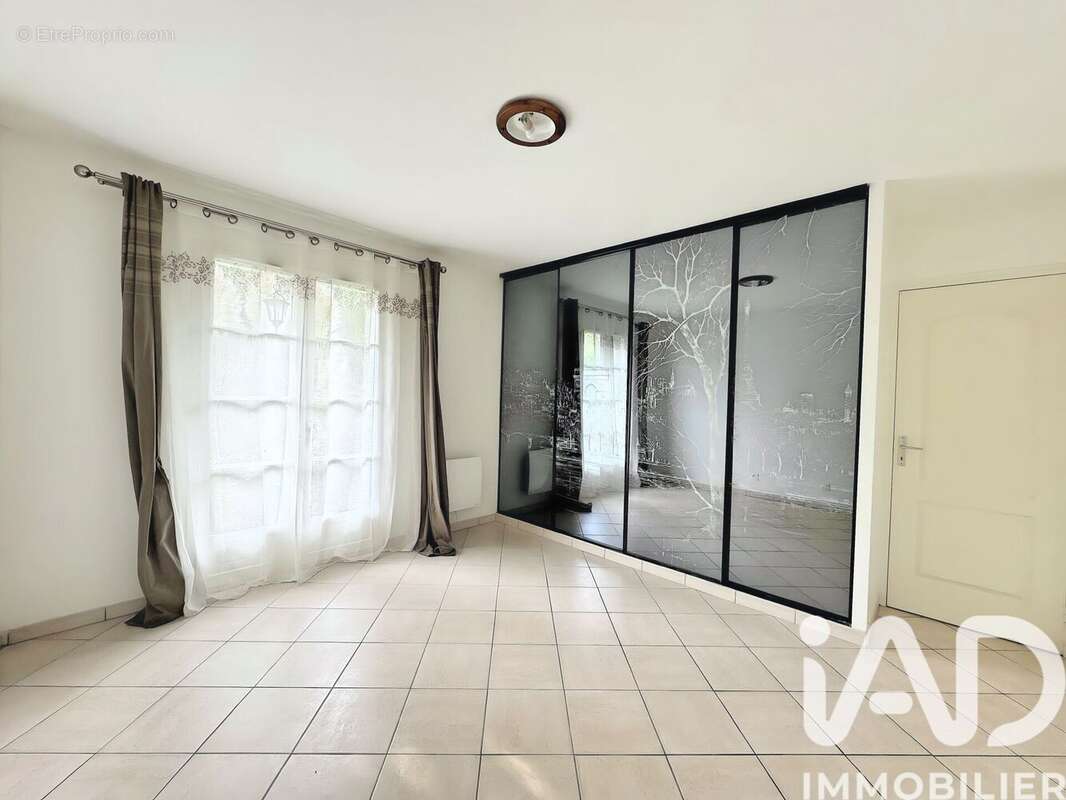 Maison 144 m² à Puiselet-Le-Marais  - photo 4