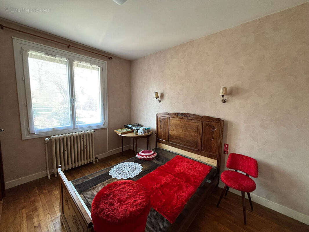 Maison à SAINT-MARTIN-L'ARS