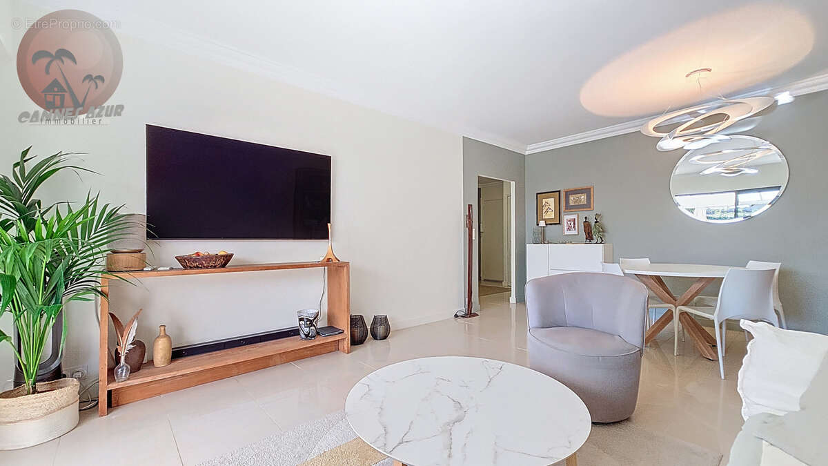 Appartement à LE CANNET