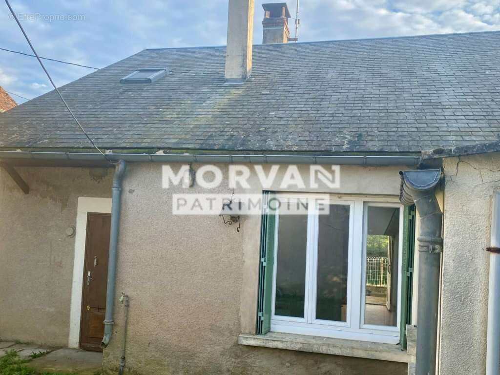 Maison à AUNAY-EN-BAZOIS