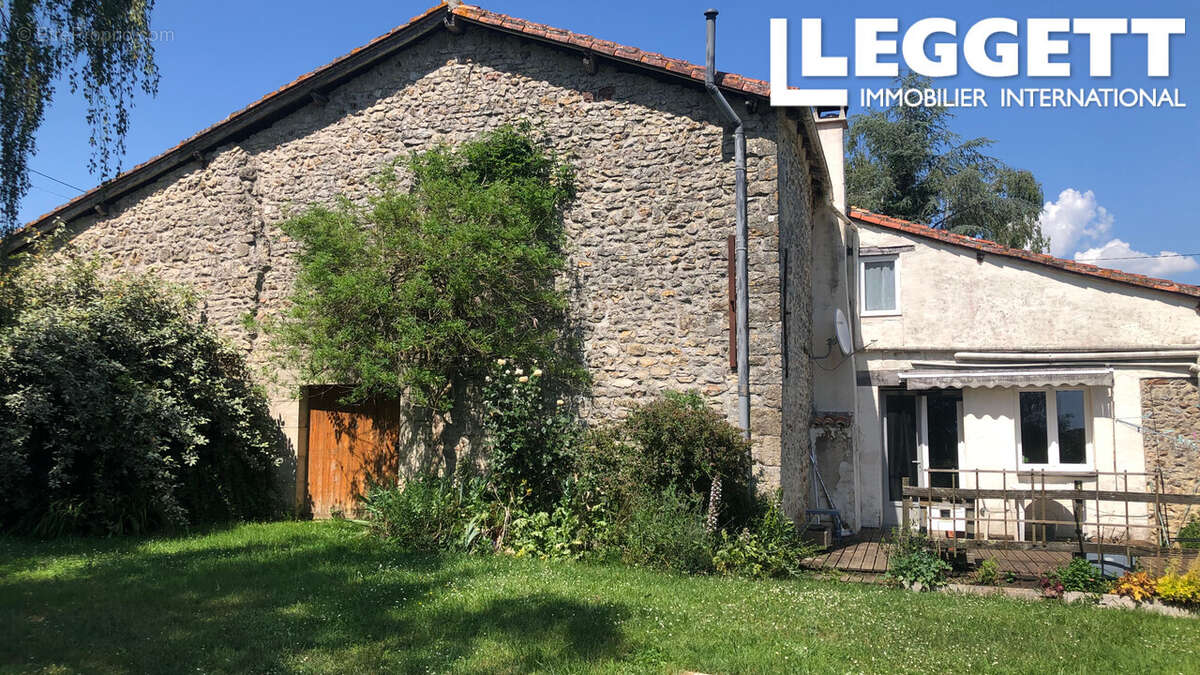 Maison à SAINT-LAURENT-DE-CERIS