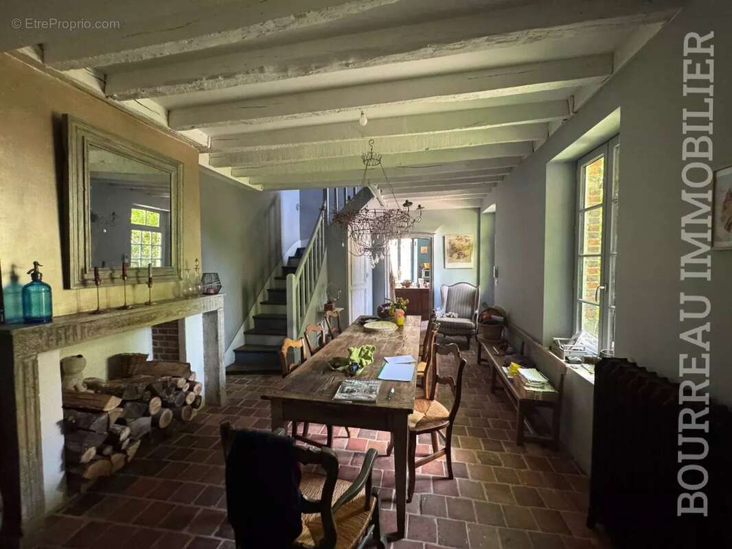 Maison à CEZY