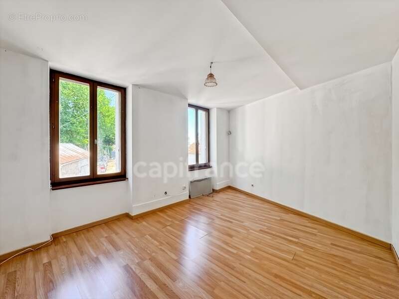 Maison à TAMNAY-EN-BAZOIS