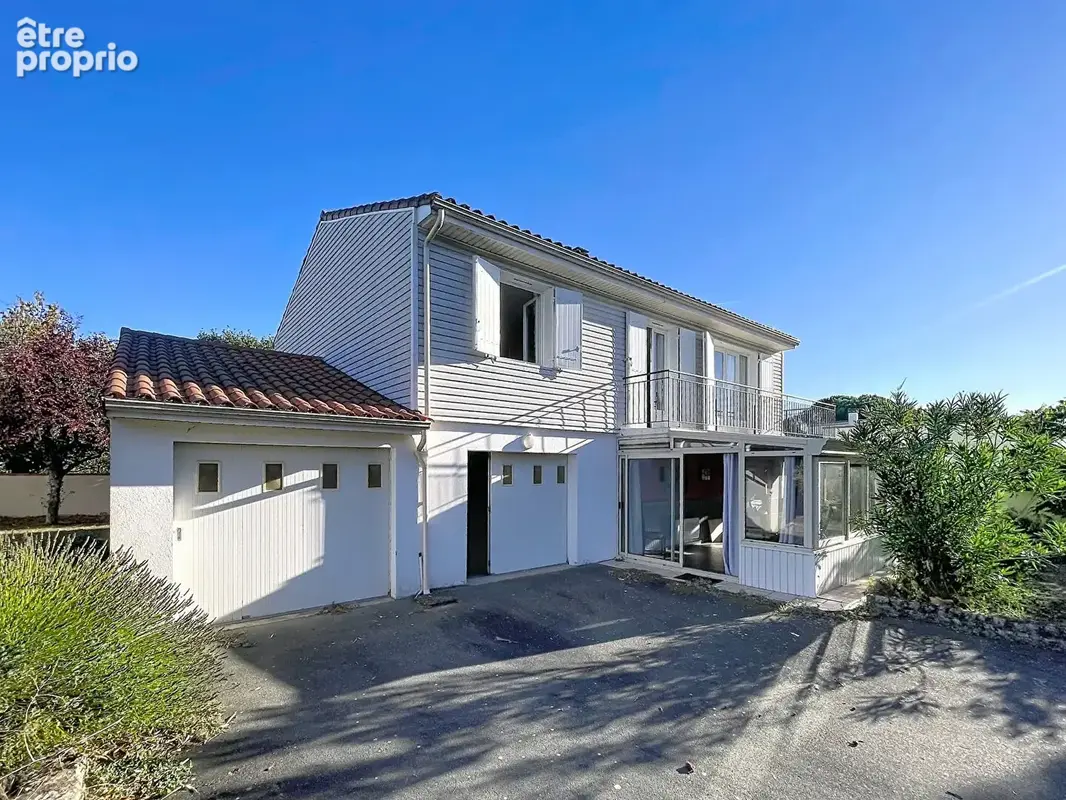 Photo Maison à Le Thou au prix de 299 250€
