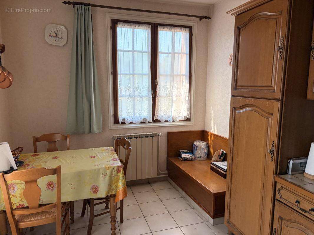 Maison 7 pièces 130 m² à vendre à Perrier (63500) - photo 9