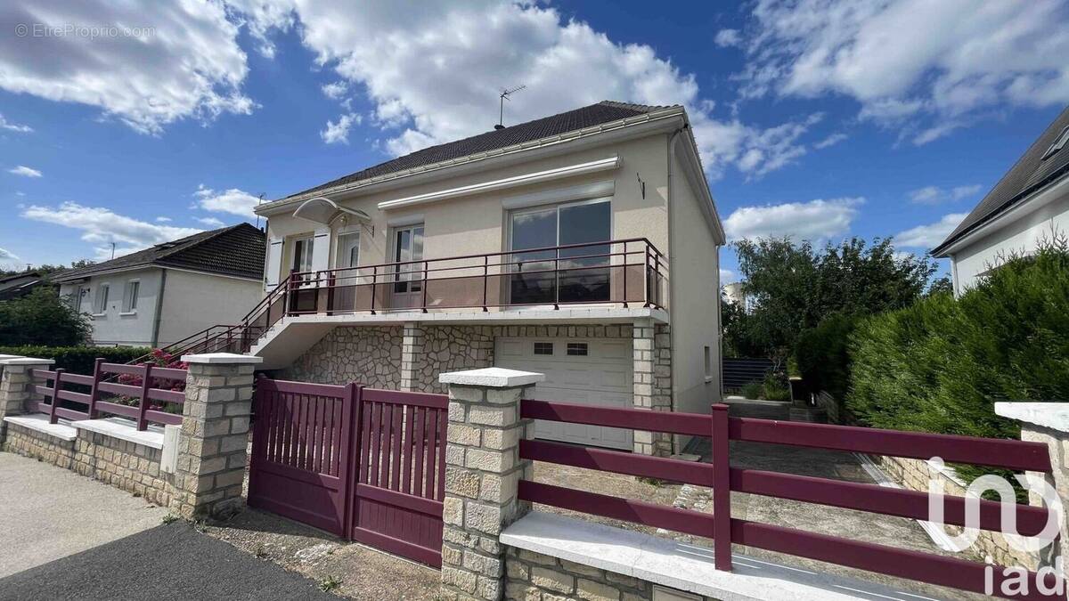 Photo 1 - Maison à PARCAY-MESLAY