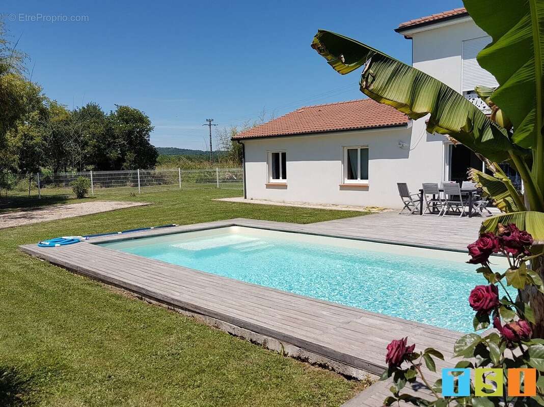 Maison à MARTRES-TOLOSANE