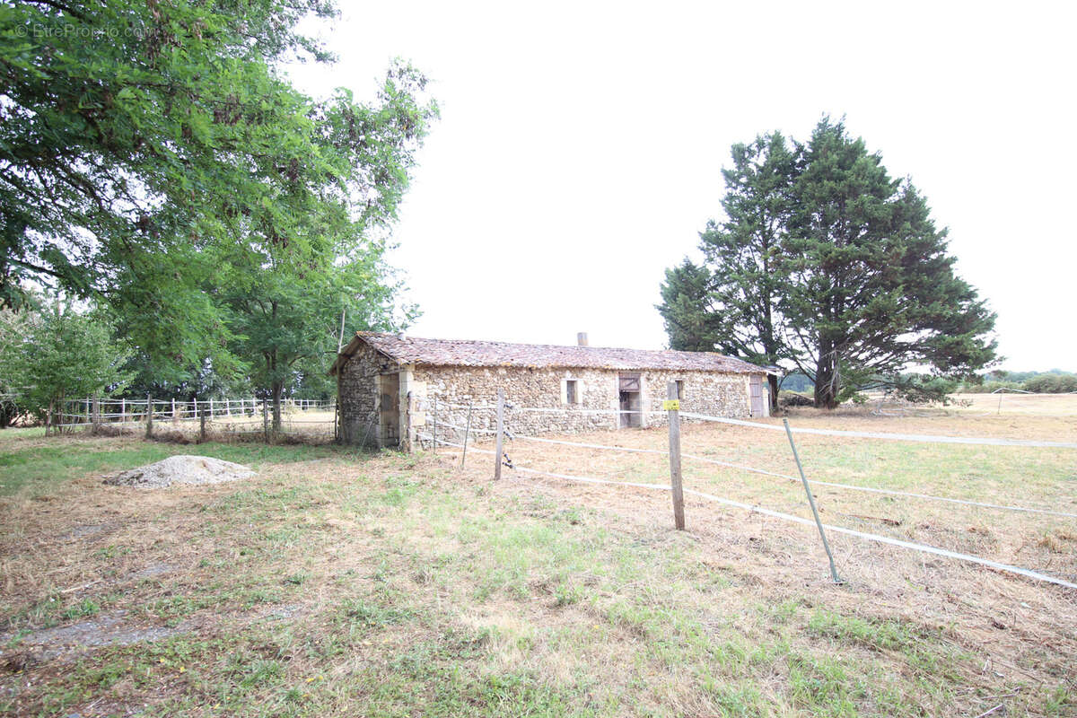 Maison à ARCHIGNY