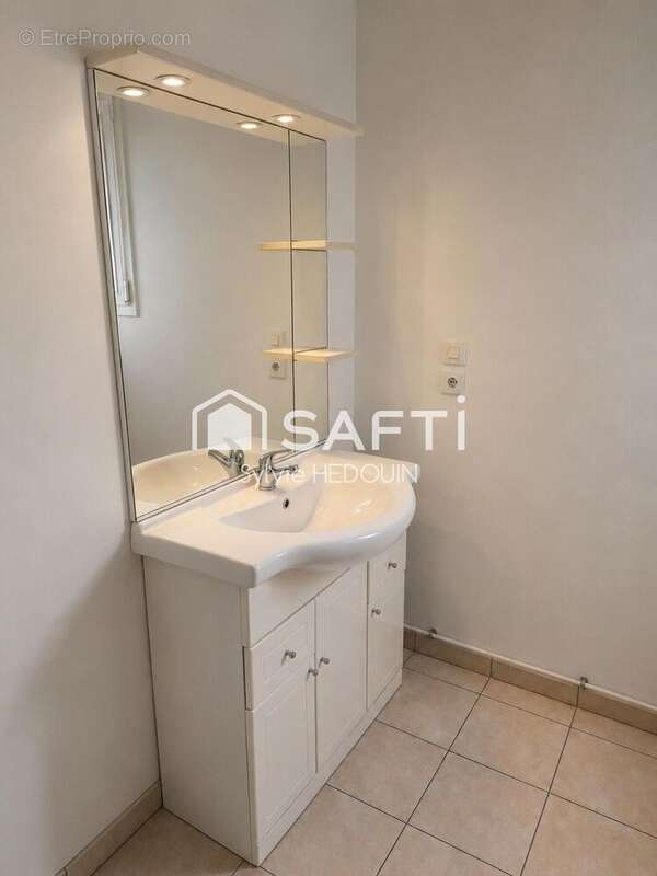 Maison 81 m² à Saint-Calais-Du-Desert  - photo 6