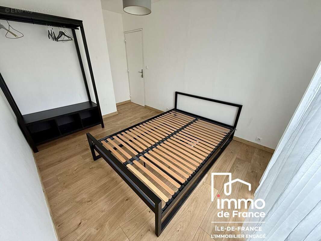 Appartement à SACLAS