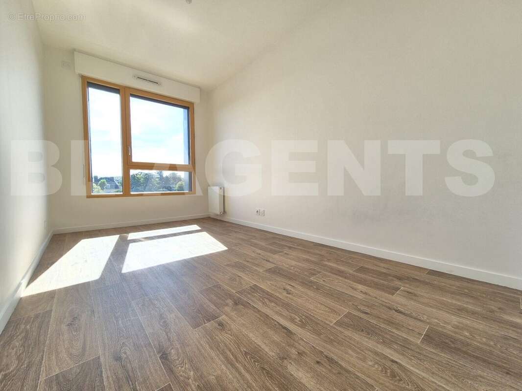 20250906_154542 - Appartement à MANTES-LA-JOLIE