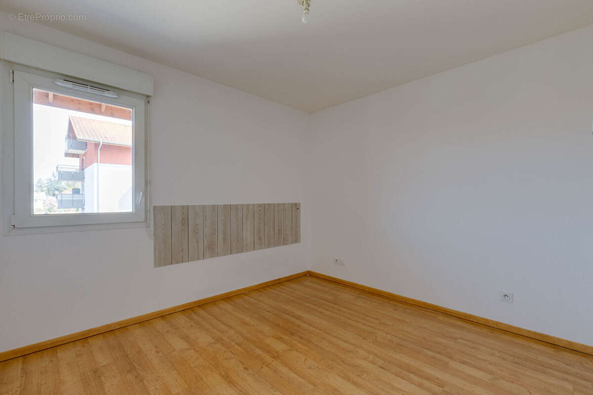 Appartement à SAINT-CERGUES