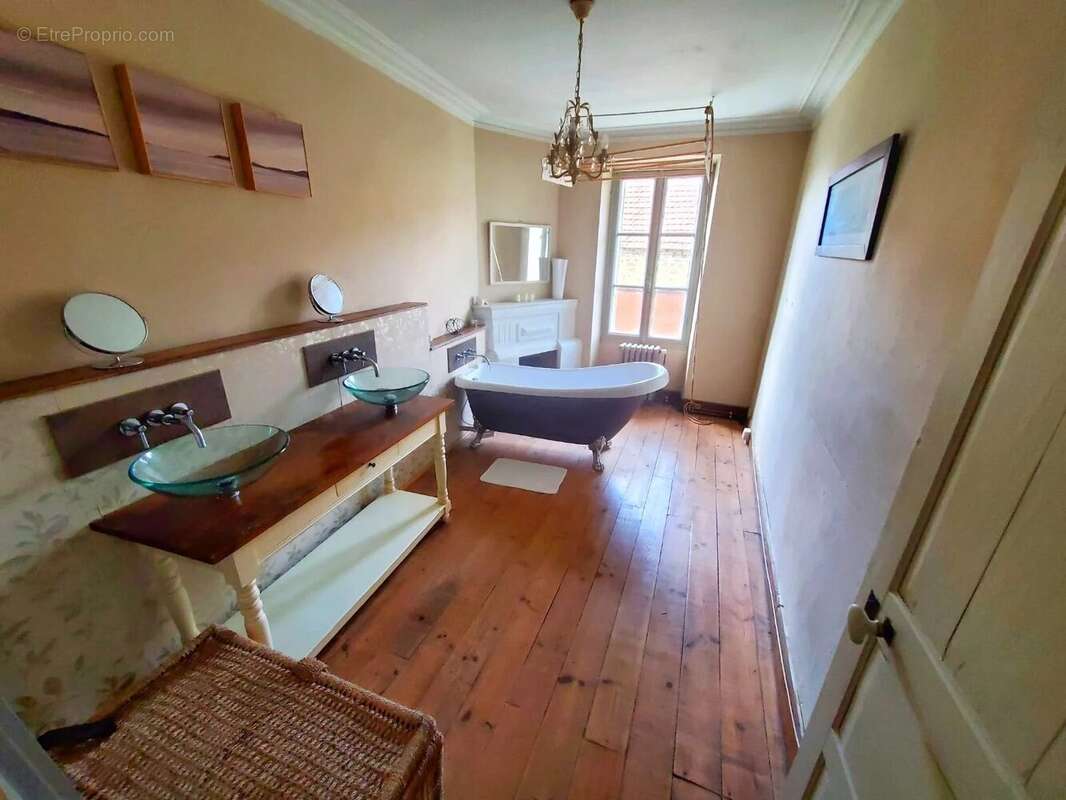 Belle ferme située dans une campagne vallonnée avec un gîte et 2 dômes géodésiques - photo 7