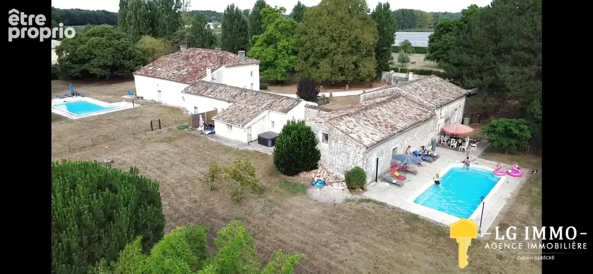 Maison à SAINT-SIGISMOND-DE-CLERMONT